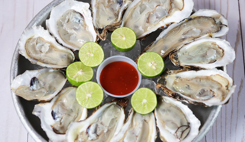 Assiette d'huîtres de Loire-Atlantique.